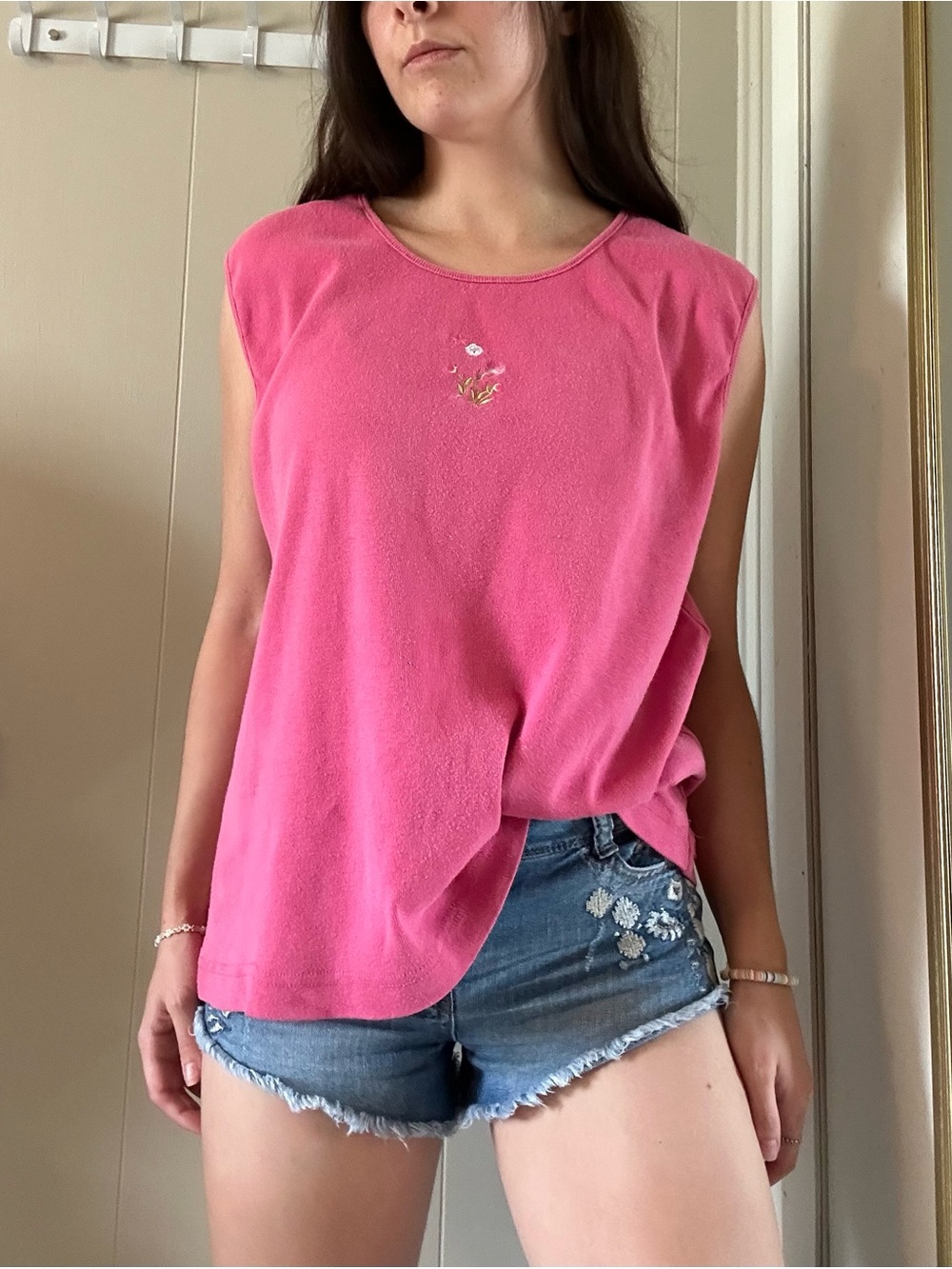 Sleeveless Pink Tank Top with Subtle Embroidered Accent